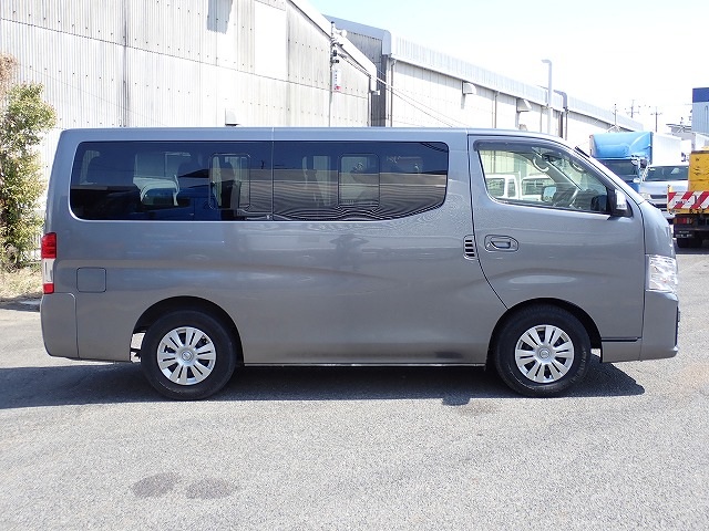 NISSAN NV 350 CARAVAN