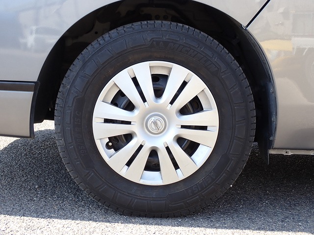 NISSAN NV 350 CARAVAN