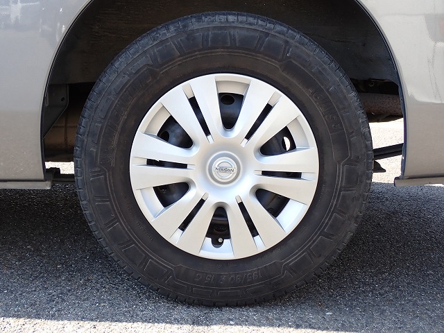 NISSAN NV 350 CARAVAN