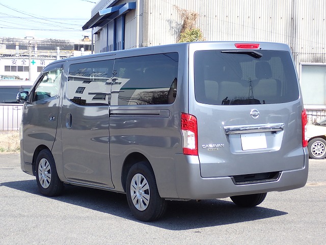 NISSAN NV 350 CARAVAN