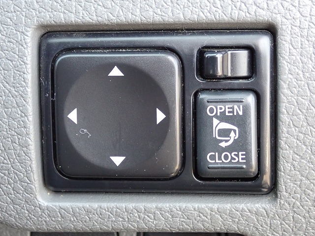 NISSAN NV 350 CARAVAN