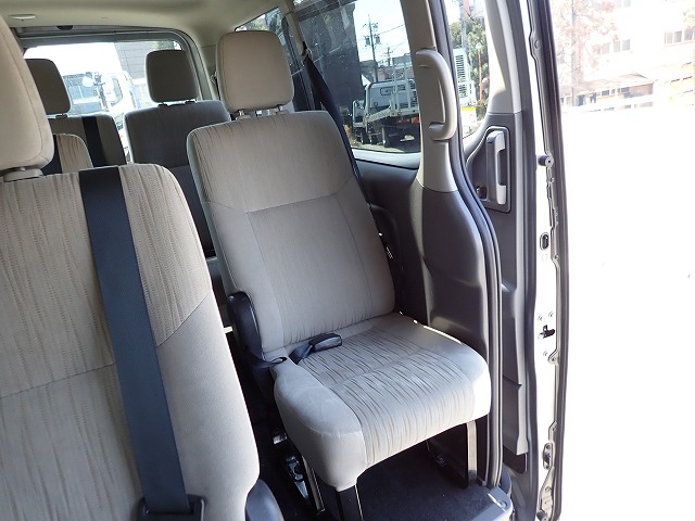 NISSAN NV 350 CARAVAN