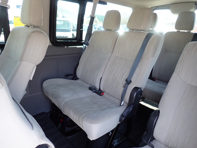 NISSAN NV 350 CARAVAN