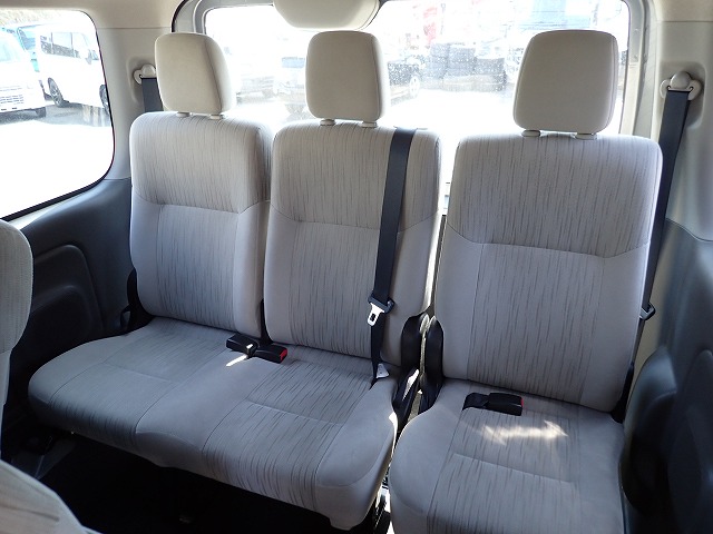 NISSAN NV 350 CARAVAN