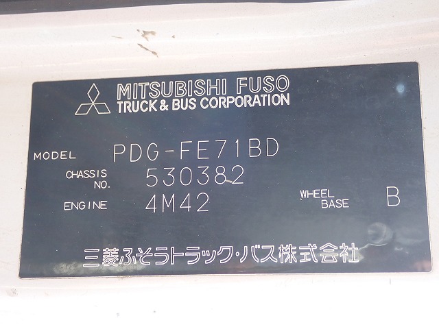 MITSUBISHI Canter