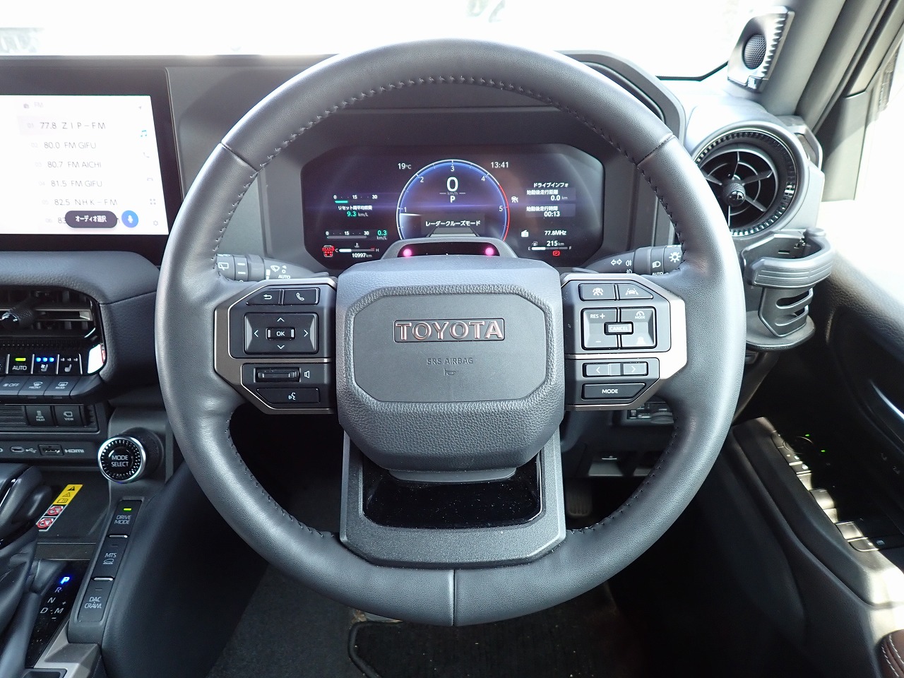 TOYOTA Land Cruiser 250