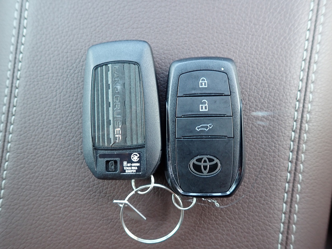 TOYOTA Land Cruiser 250