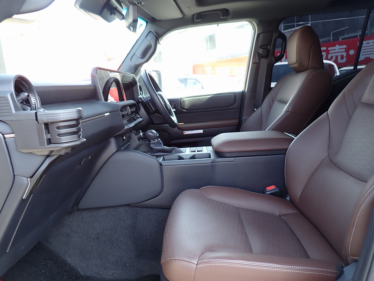 TOYOTA Land Cruiser 250