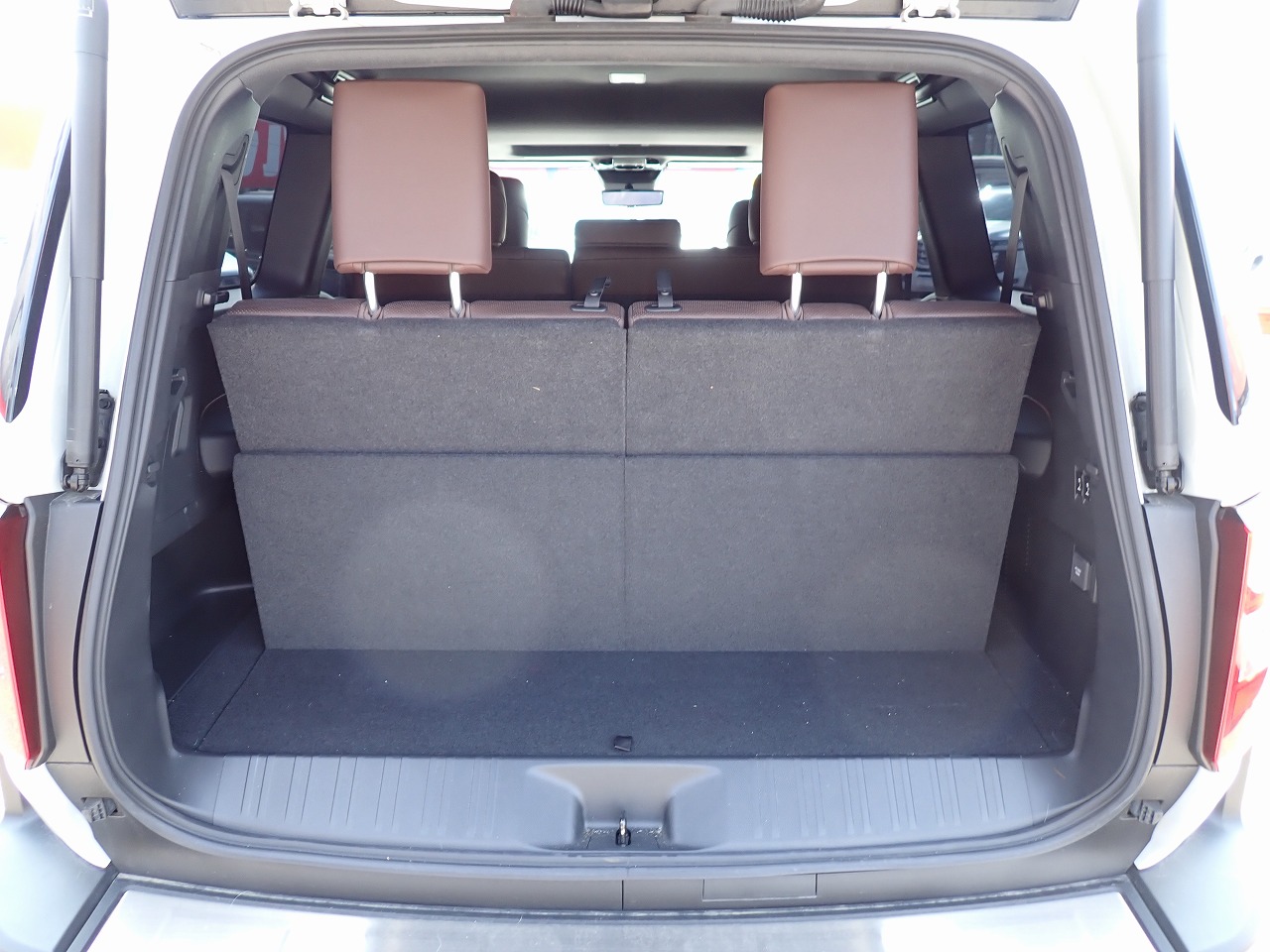 TOYOTA Land Cruiser 250