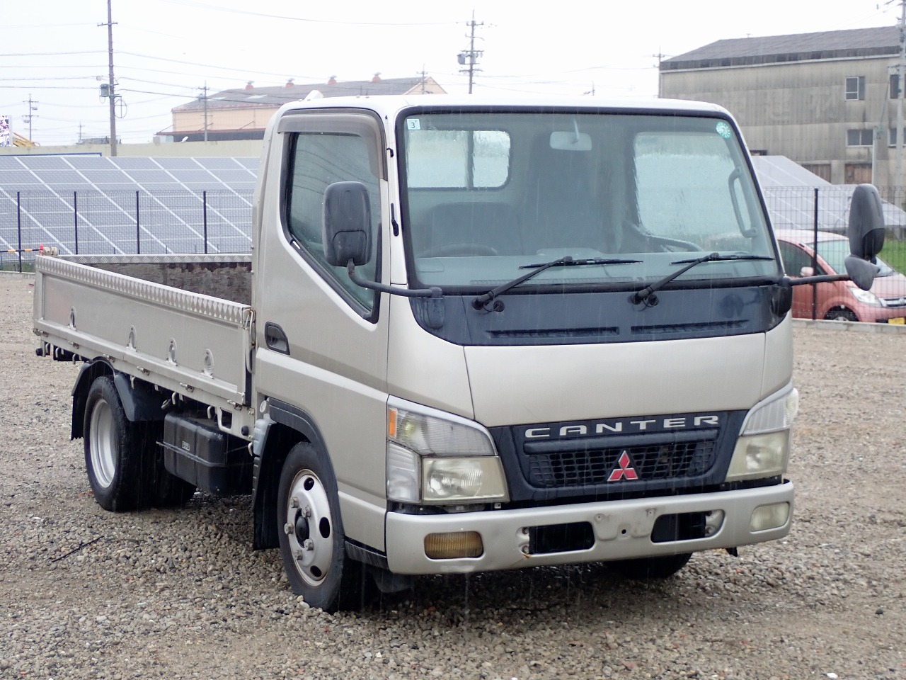 MITSUBISHI Canter