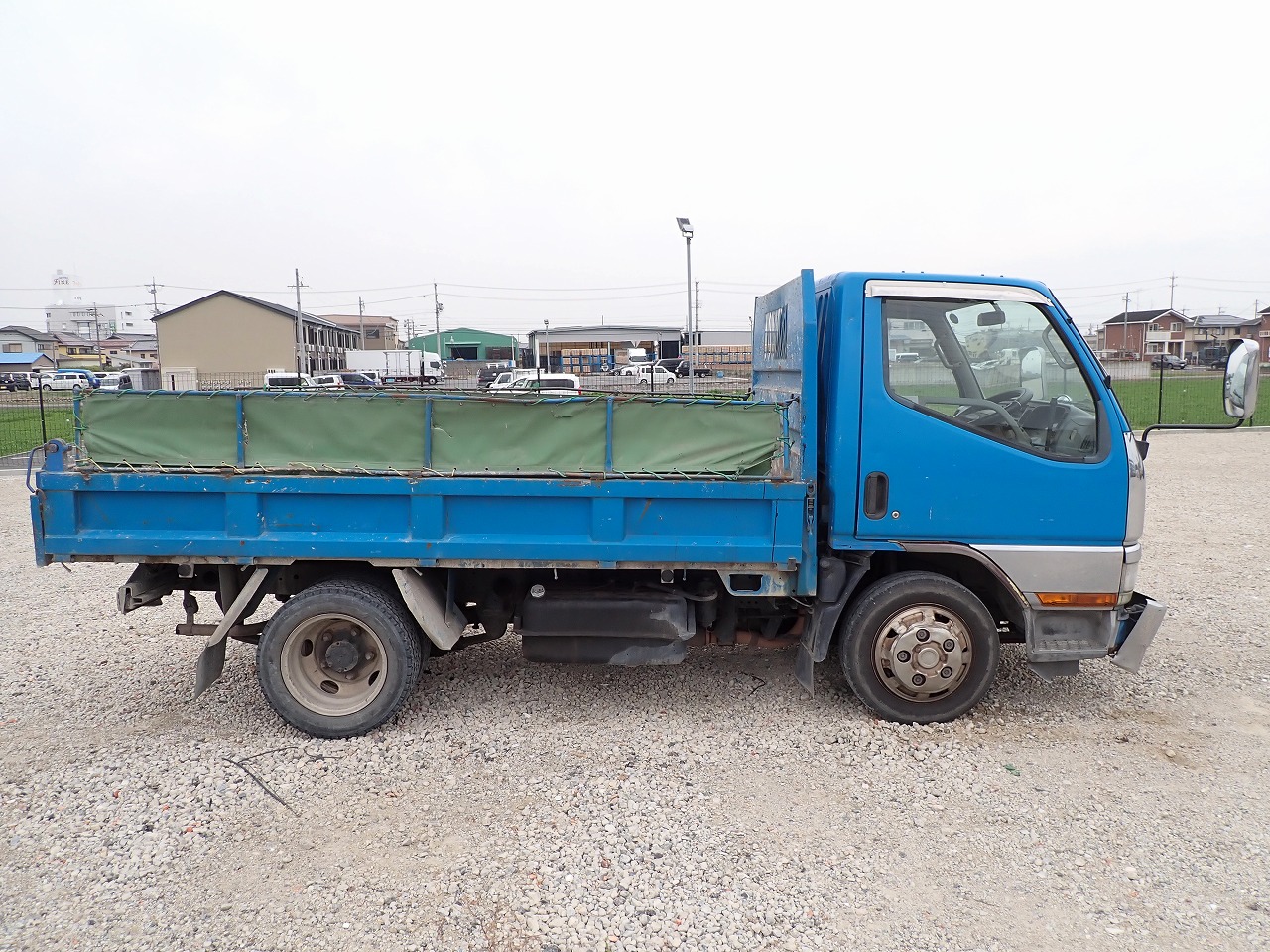 MITSUBISHI Canter