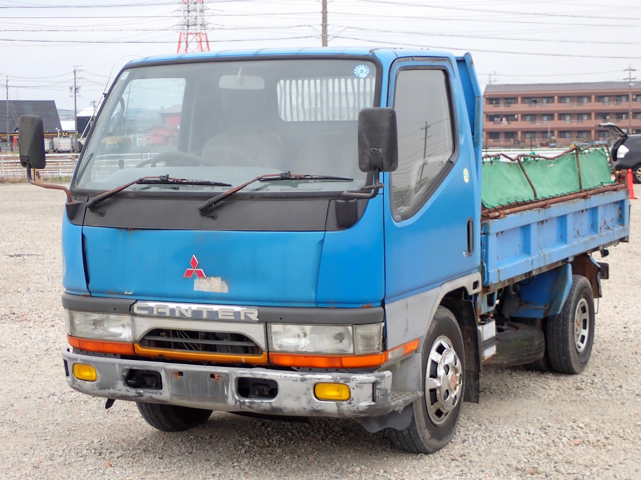 MITSUBISHI Canter