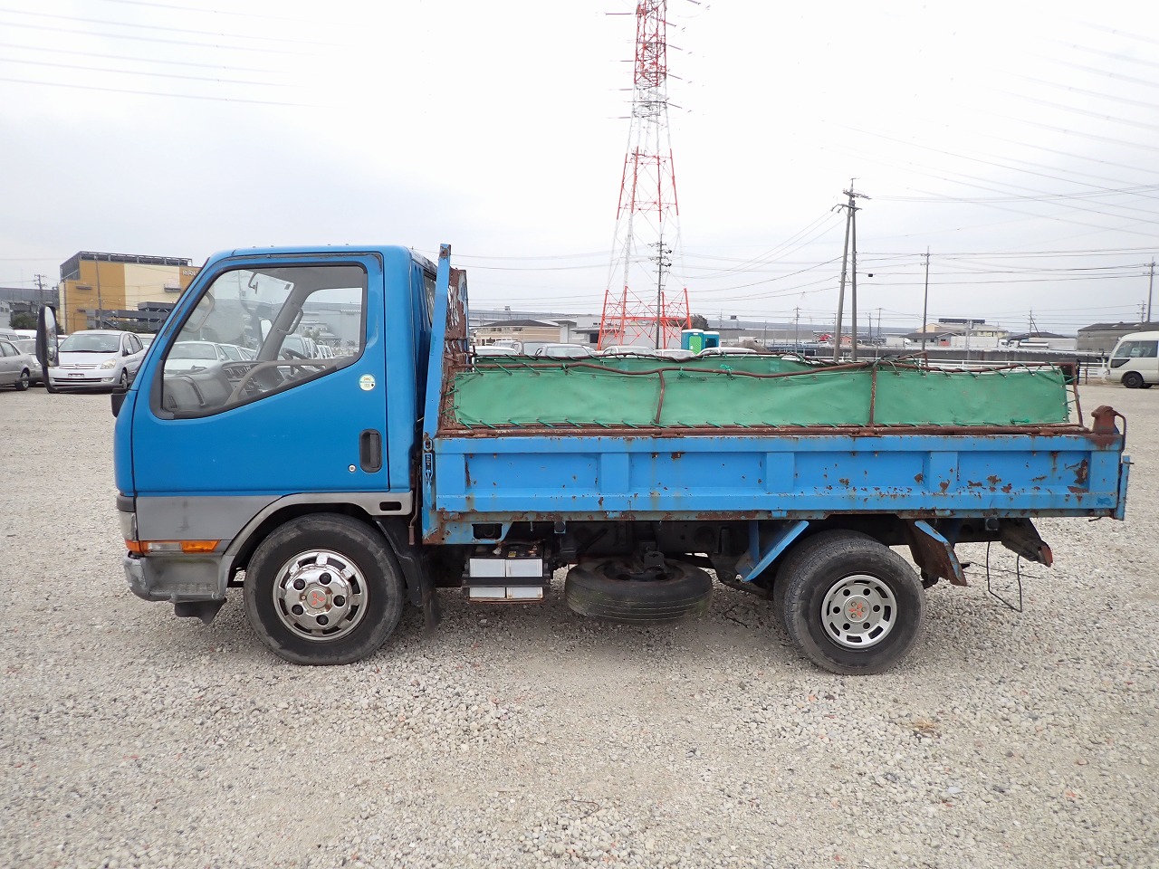 MITSUBISHI Canter