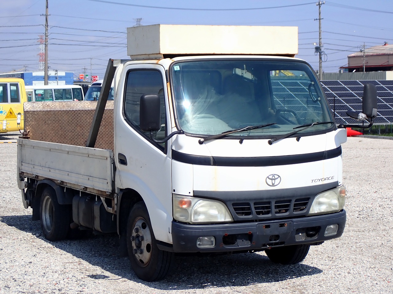 TOYOTA Dyna Truck
