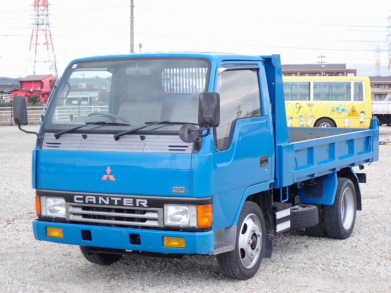 MITSUBISHI Canter