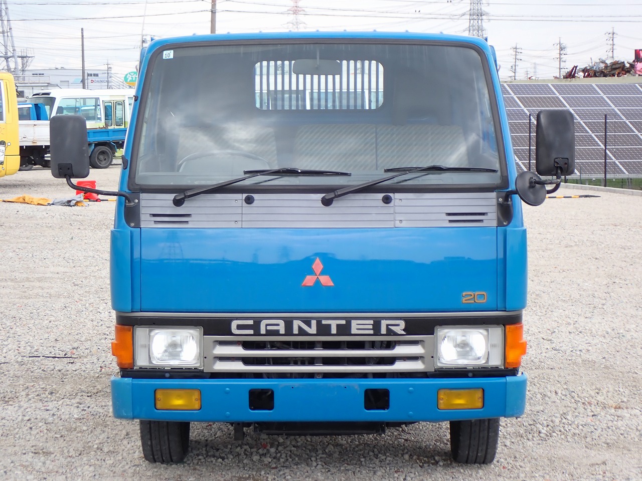 MITSUBISHI Canter