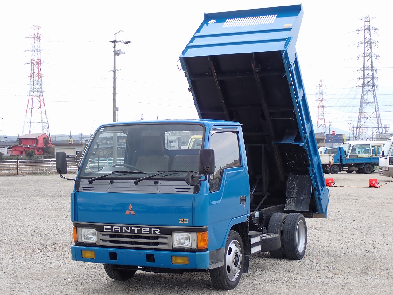 MITSUBISHI Canter