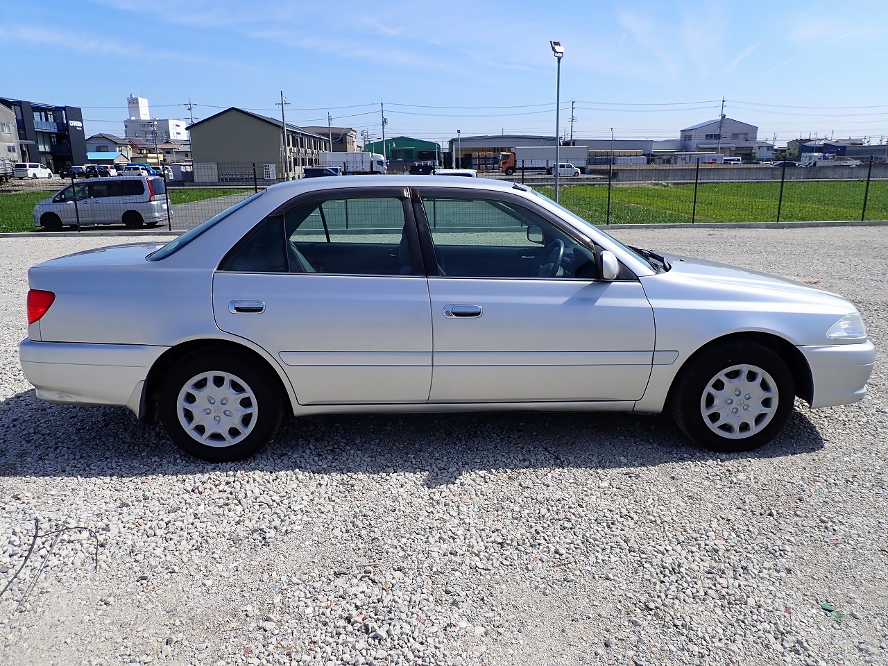 TOYOTA Carina