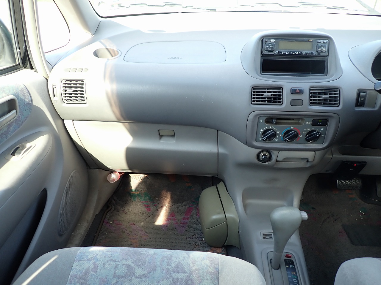 TOYOTA Corolla Spacio