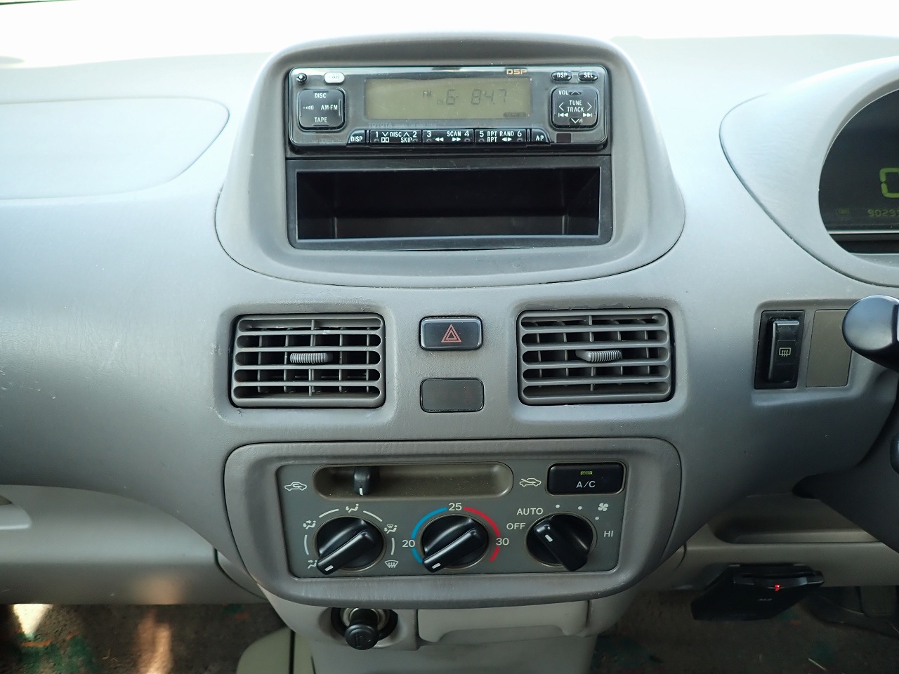 TOYOTA Corolla Spacio