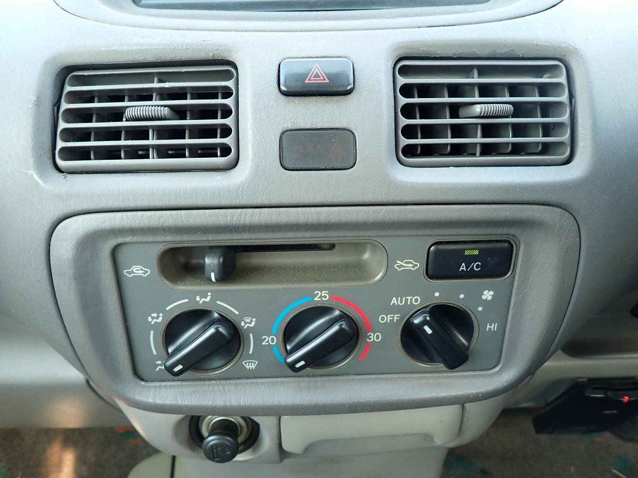 TOYOTA Corolla Spacio