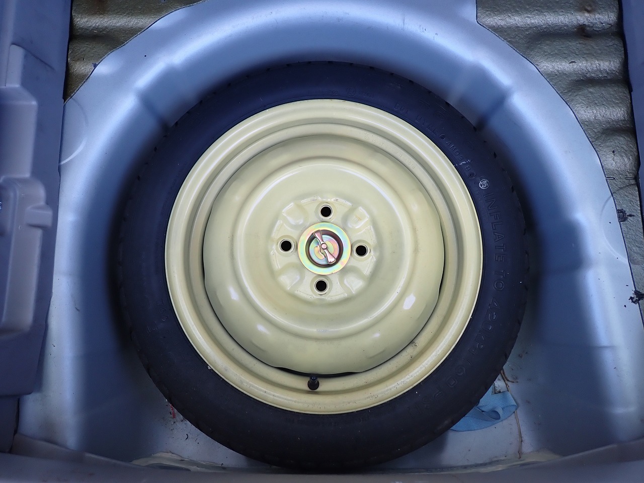 TOYOTA Corolla Spacio