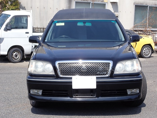 TOYOTA Crown Estate
