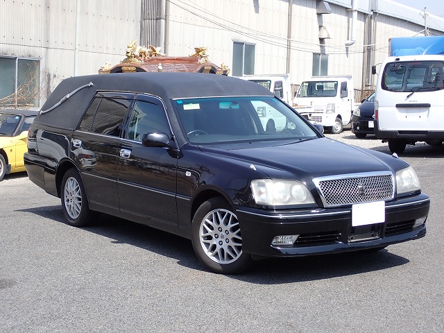 TOYOTA Crown Estate