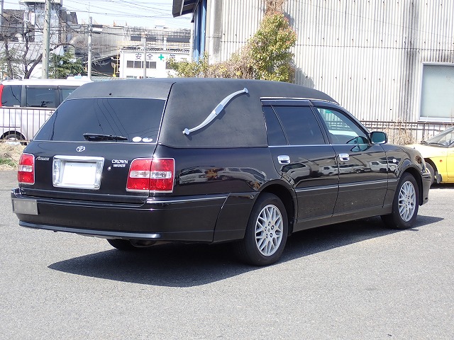 TOYOTA Crown Estate