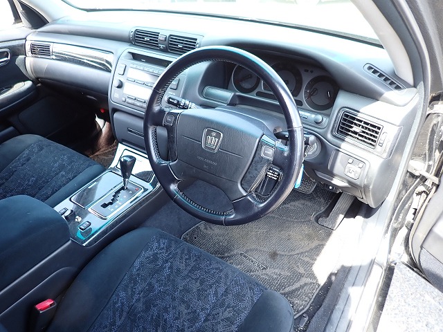 TOYOTA Crown Estate