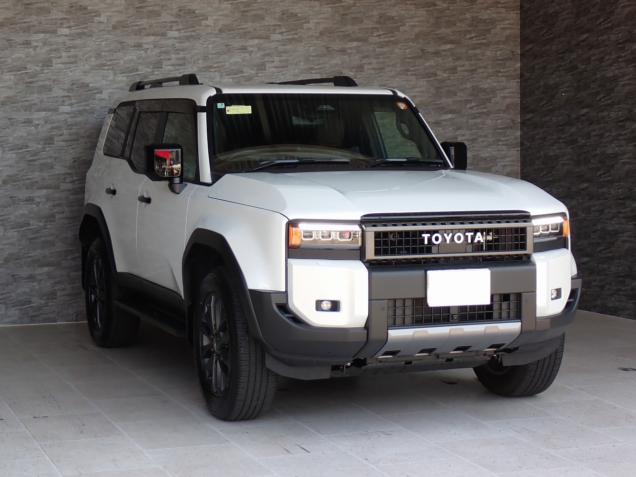 TOYOTA Land Cruiser 250