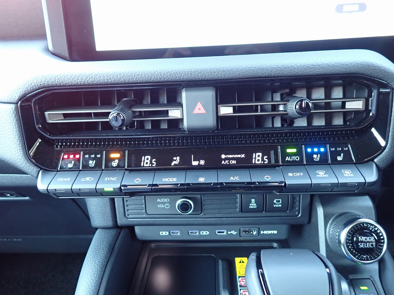 TOYOTA Land Cruiser 250