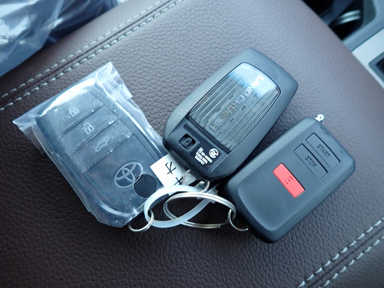 TOYOTA Land Cruiser 250