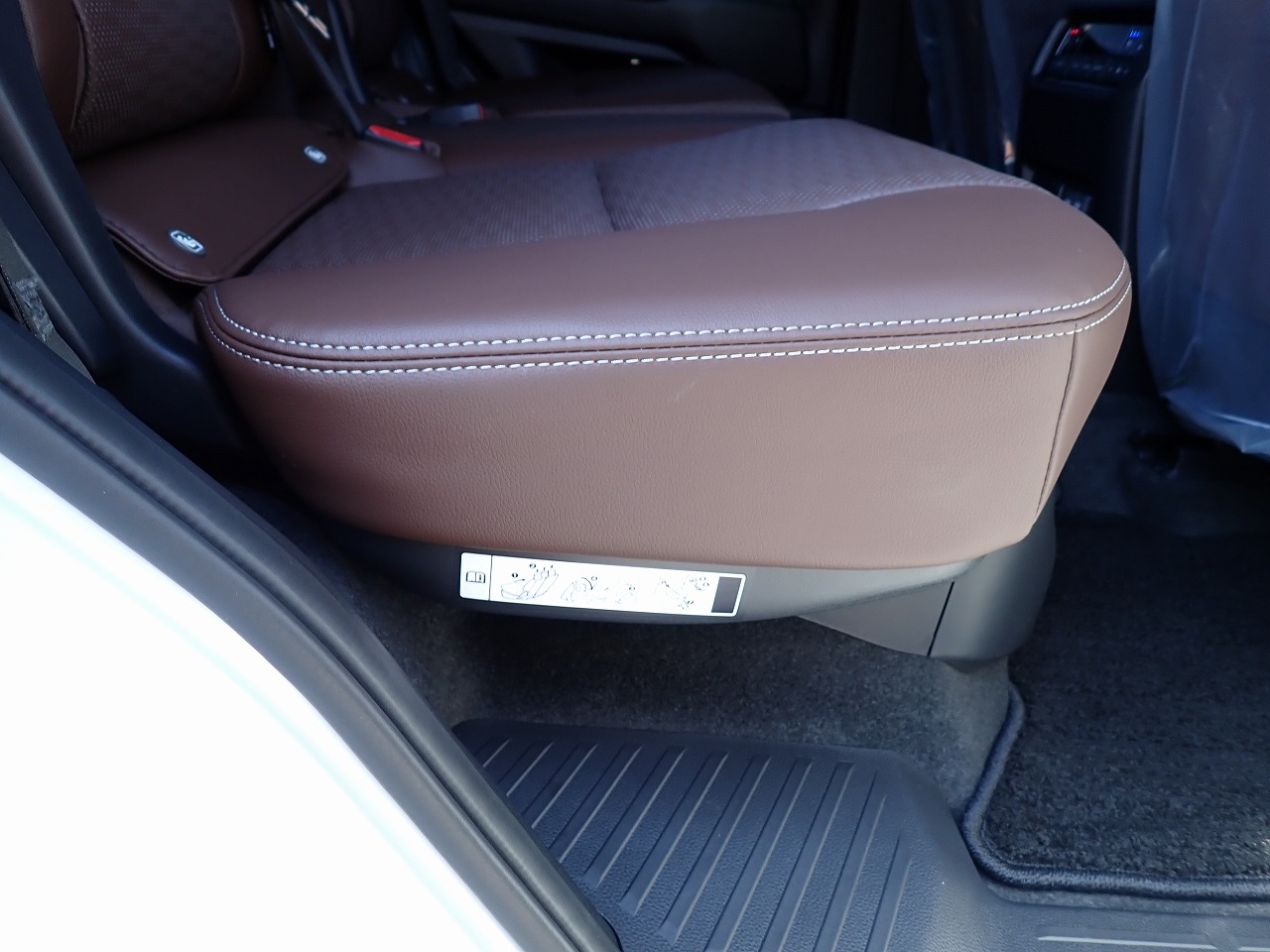 TOYOTA Land Cruiser 250