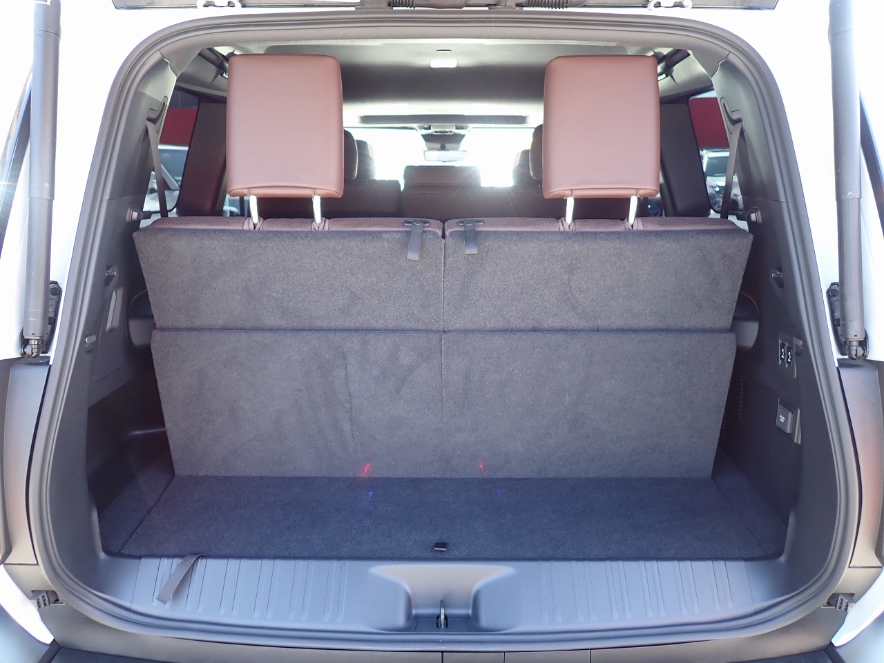 TOYOTA Land Cruiser 250