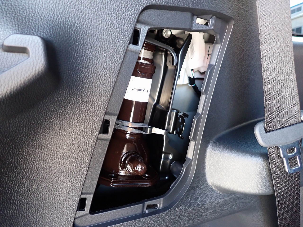 TOYOTA Land Cruiser 250