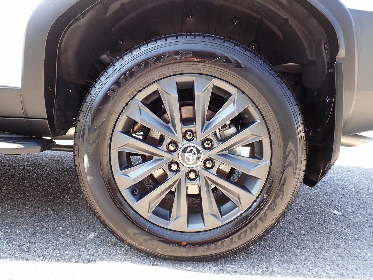 TOYOTA Land Cruiser 250