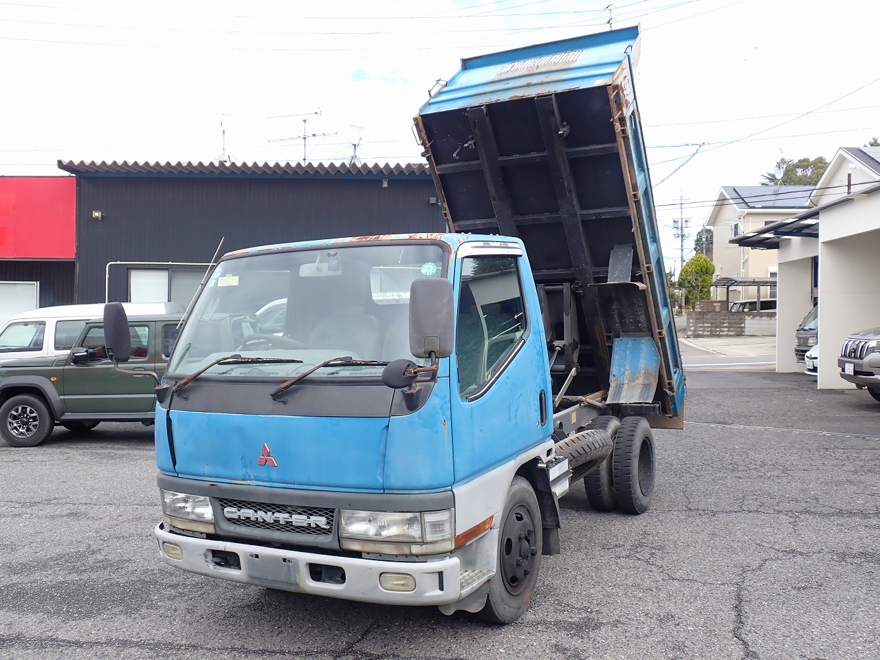 MITSUBISHI Canter