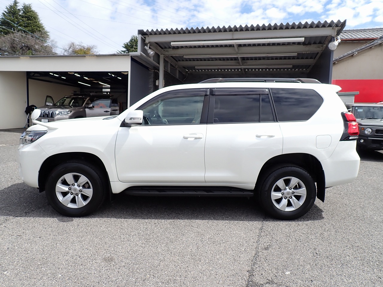 TOYOTA Land Cruiser Prado