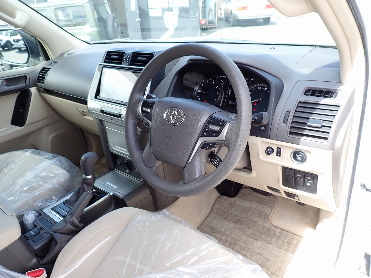 TOYOTA Land Cruiser Prado