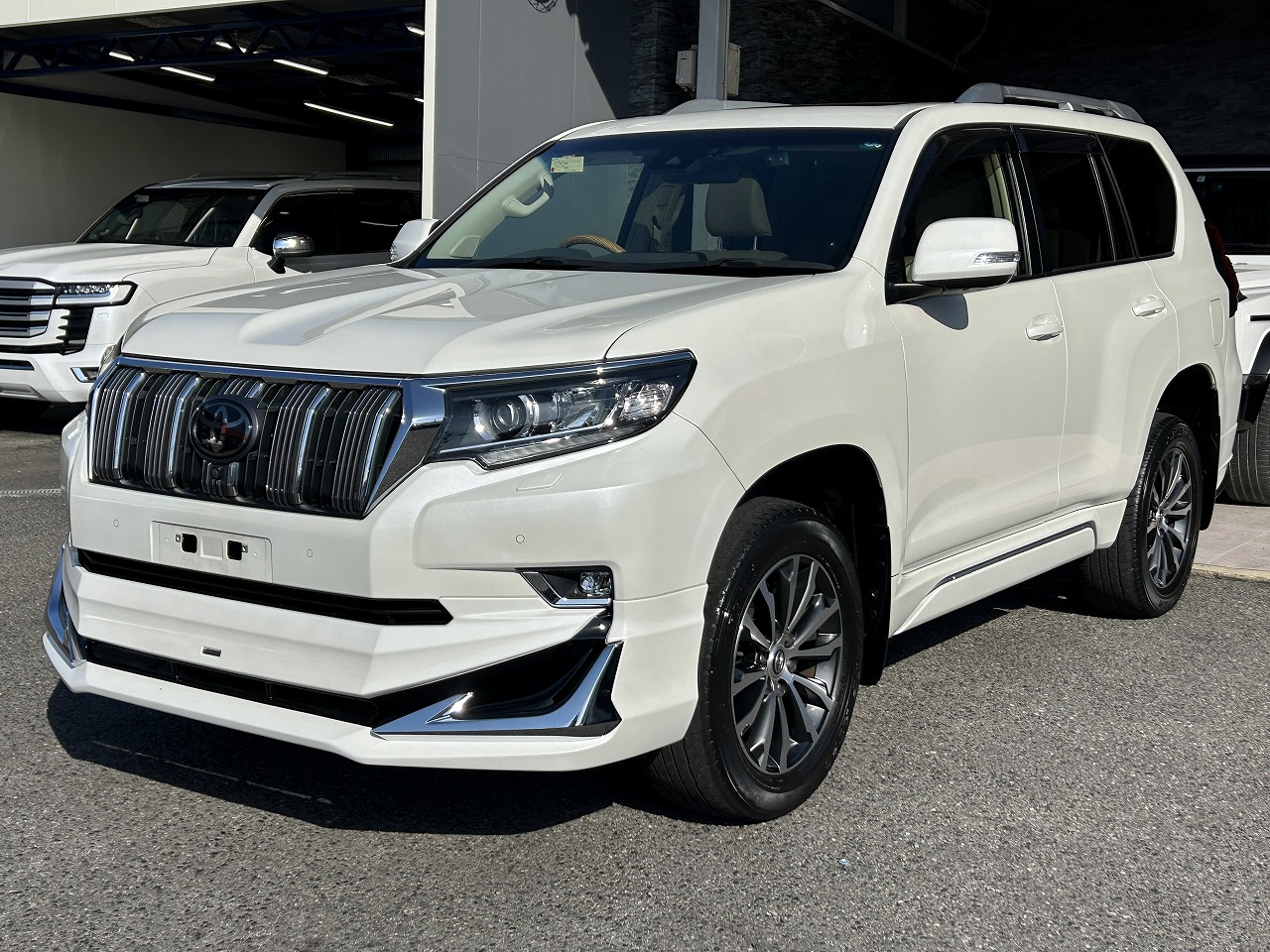 TOYOTA Land Cruiser Prado