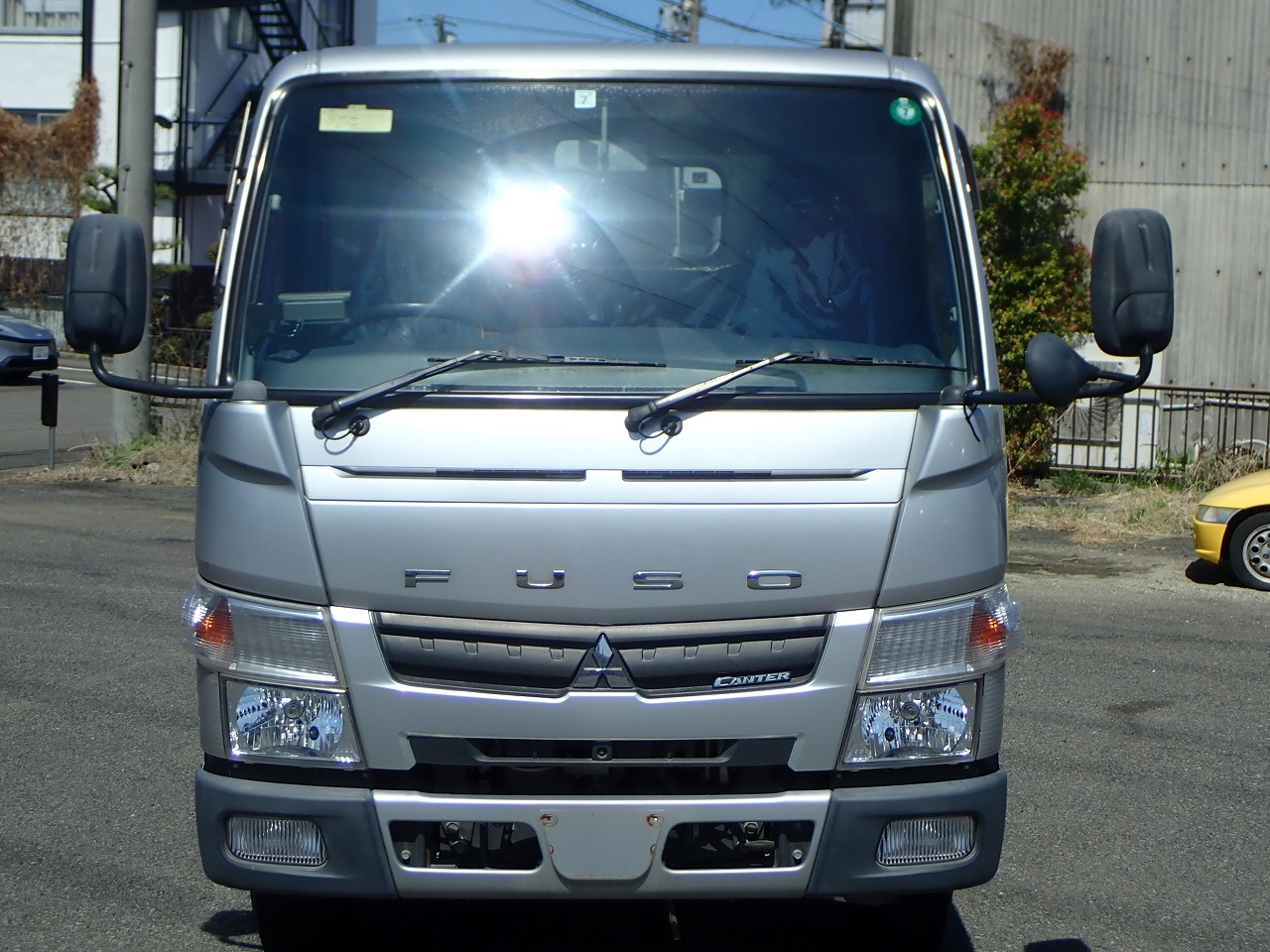 MITSUBISHI Canter