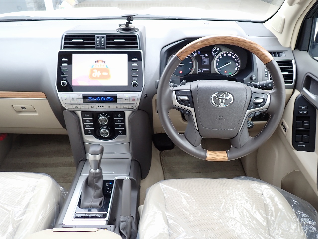 TOYOTA Land Cruiser Prado