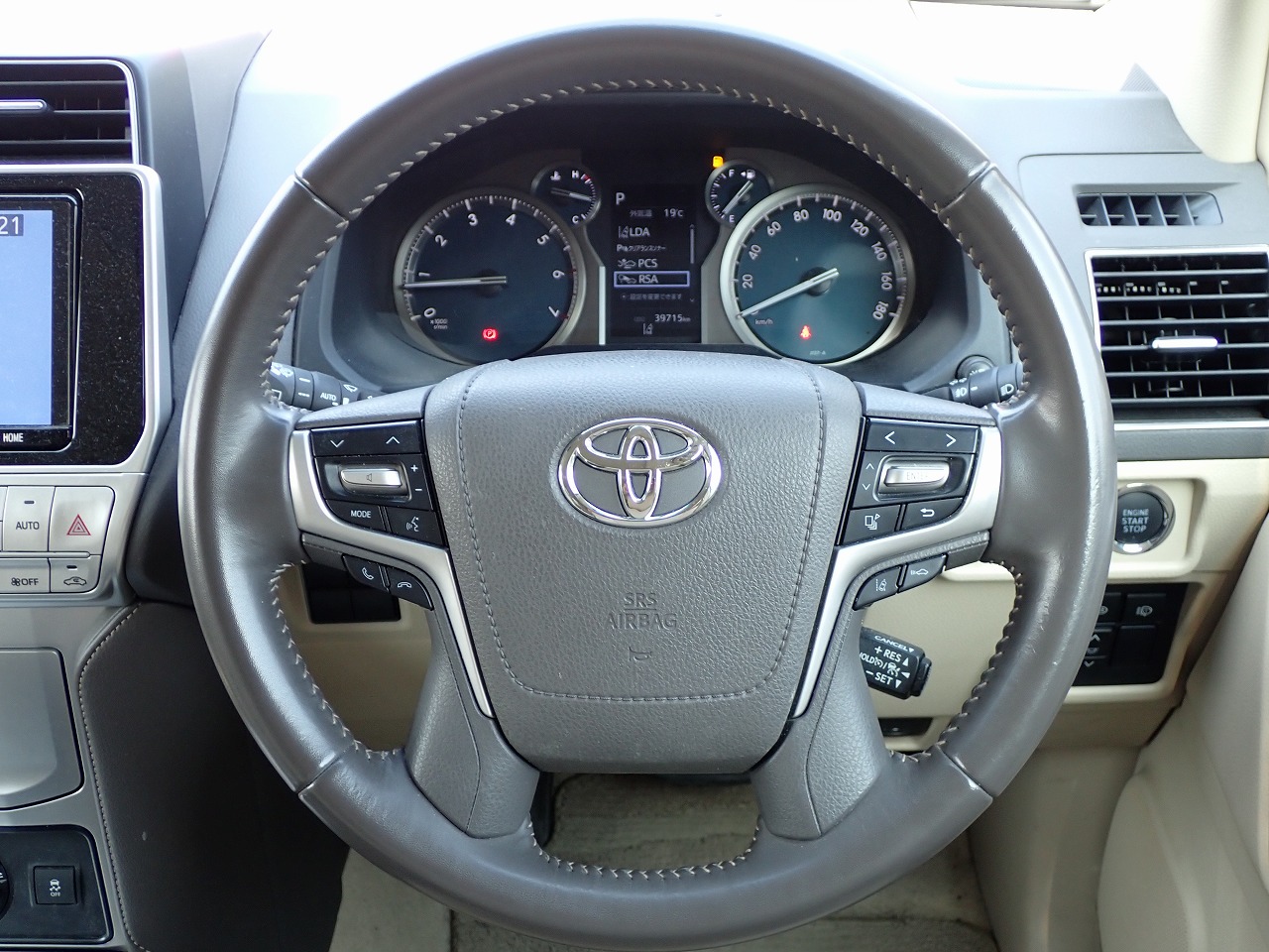 TOYOTA Land Cruiser Prado