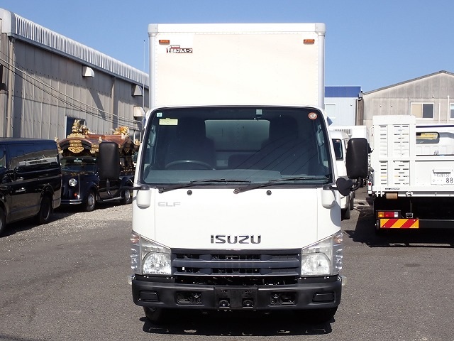 ISUZU Elf Truck