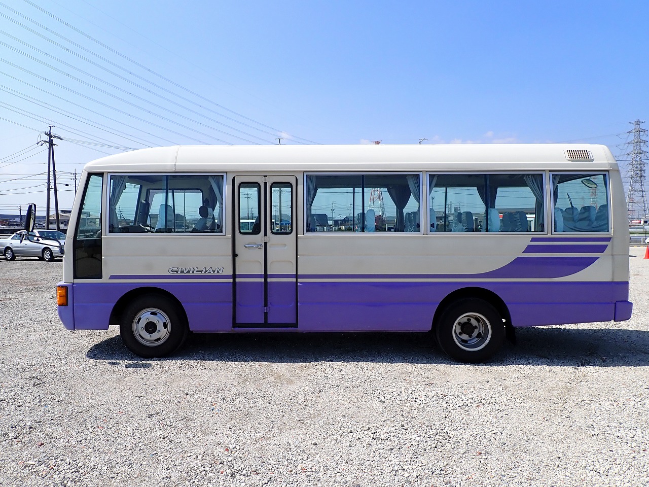 NISSAN Civilian Bus