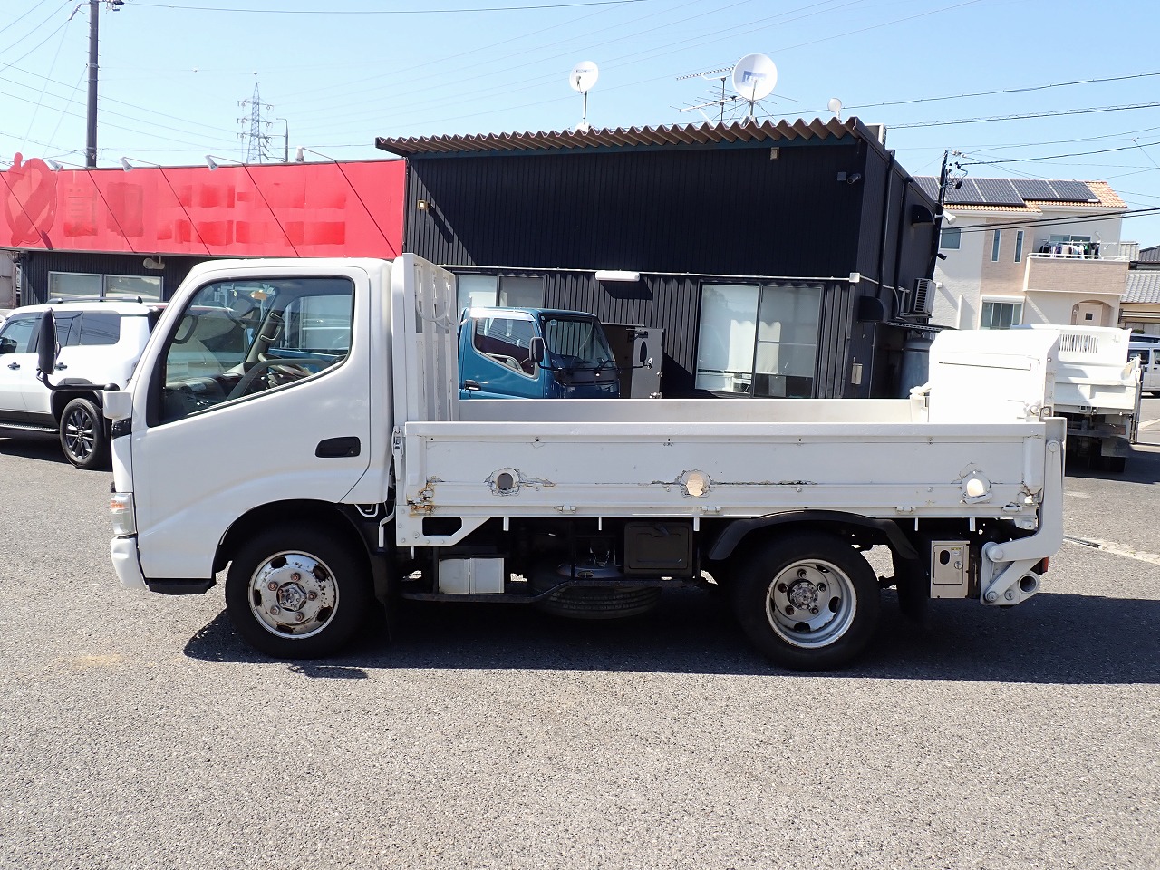 TOYOTA Dyna Truck