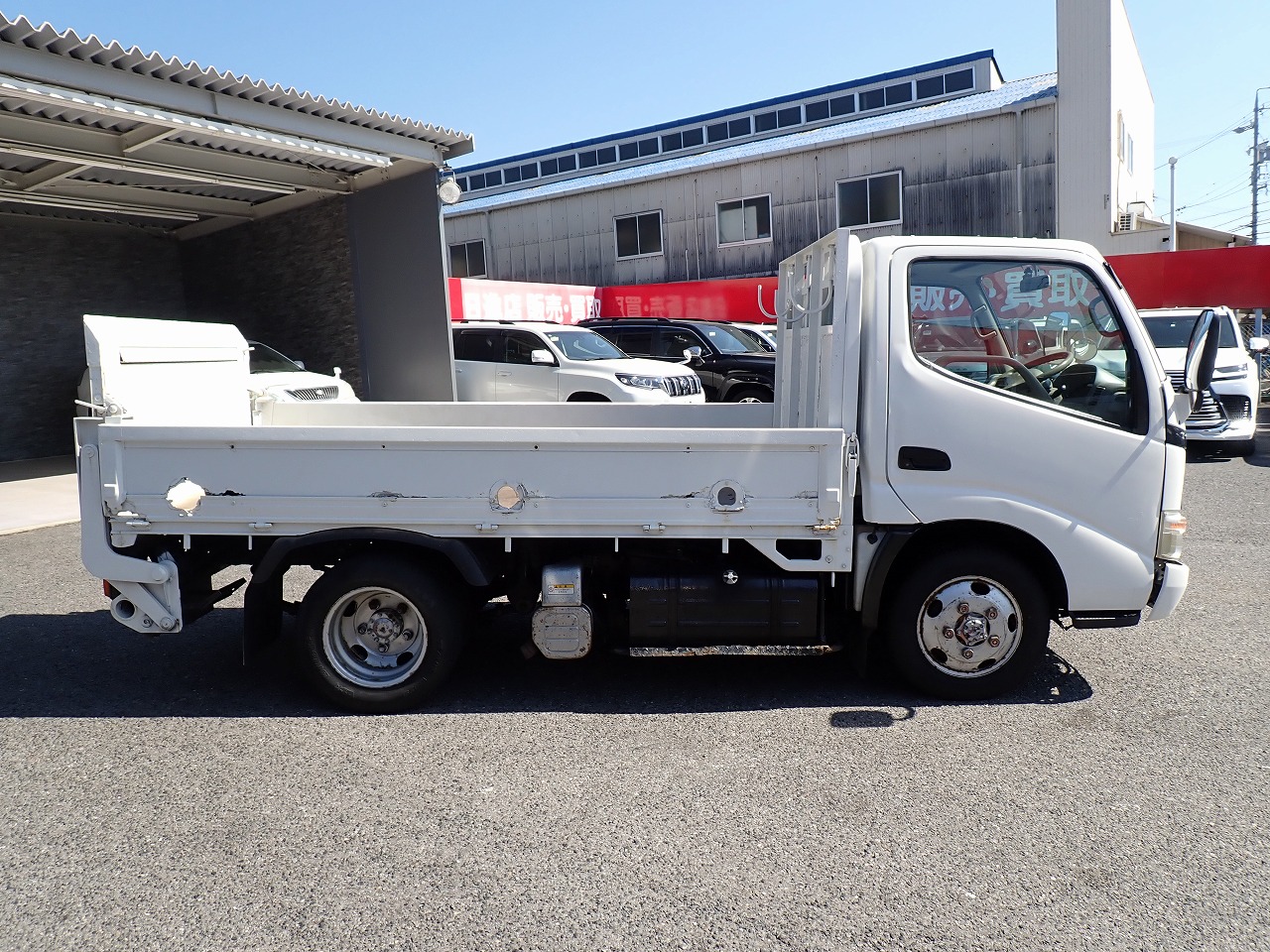 TOYOTA Dyna Truck