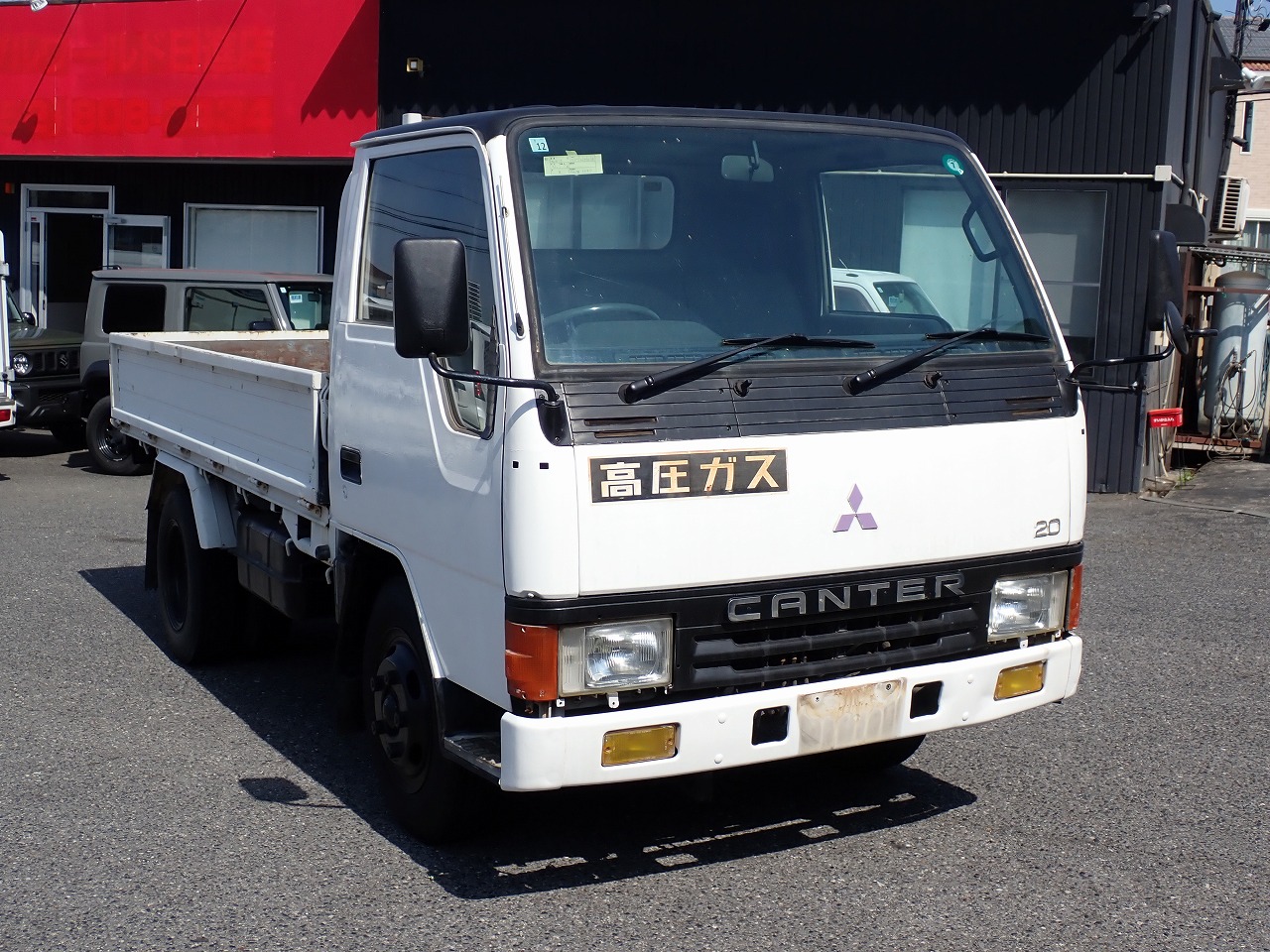 MITSUBISHI Canter
