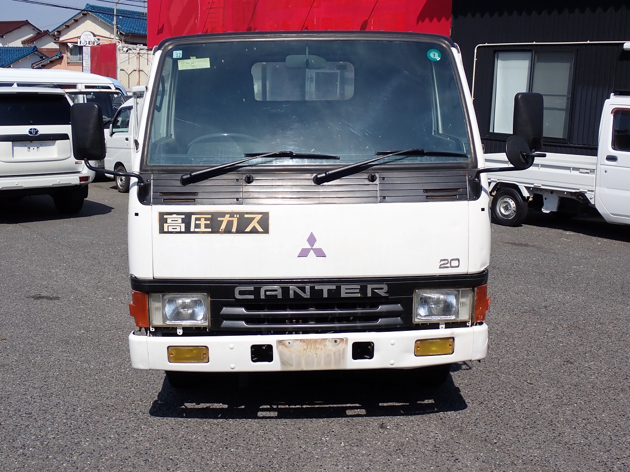 MITSUBISHI Canter